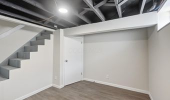 806 Josephine Ave, Columbus, OH 43204