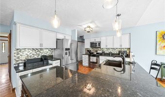 350 ASPEN Ct, Aurora, OH 44202