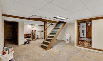 891 Madison Ave, Albany, NY 12208