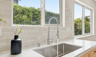 2013 Dolphin Dr, Aptos, CA 95003
