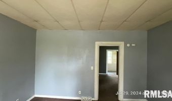 221 E 2ND Ave, Andalusia, IL 61232