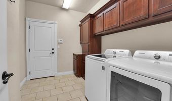 3212 Wendy Ln, Altus, OK 73521