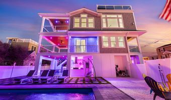 18 Mea Ln, Beach Haven, NJ 08008