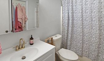 123 Hillcrest Dr, Bainbridge, GA 39817