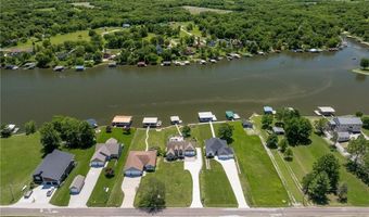 934 Lake Viking Ter, Altamont, MO 64620