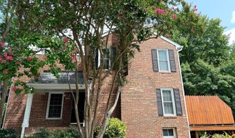 2438 S WALTER REED Dr S E, Arlington, VA 22206
