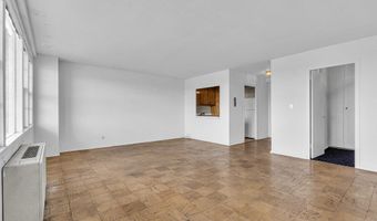 510 Deal Lake Dr 8F, Asbury Park, NJ 07712
