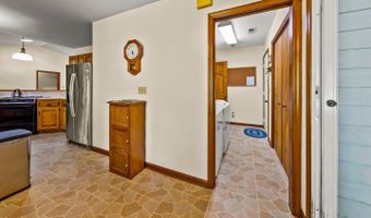 519 Country Club Dr W, Arapahoe, NC 28510