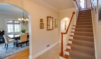 1210 McKinley Blvd, Alton, IL 62002