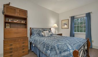 4 Colton Ln, Center Harbor, NH 03226