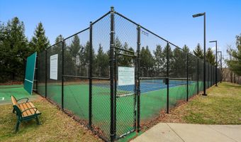 21 STERLING Ct, Rockville, MD 20850
