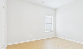 18072 Longleaf Dr, Athens, AL 35611