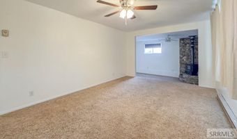 453 Yvonne St, Arco, ID 83213