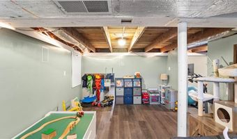 226 Becker Ave, East Providence, RI 02915