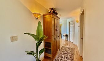 40 Lakewood Dr, Alton, NH 03810