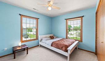 2722 Somerset Dr, Ames, IA 50010