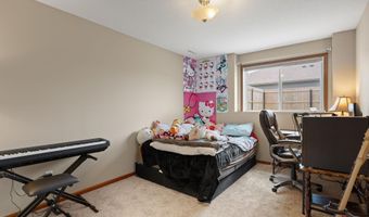 2011 12th Ave NE, Austin, MN 55912