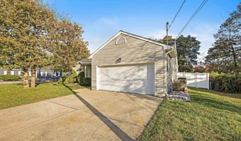 501 Spray Ave, Beachwood, NJ 08722