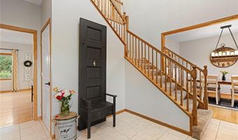 2703 10th Ave SW, Austin, MN 55912