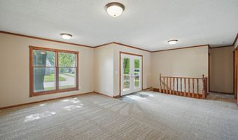 1118 NW Linden St, Ankeny, IA 50023