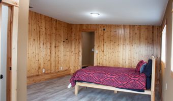 73 Arellano Rd, Amalia, NM 87512