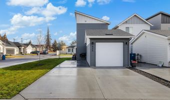 935 S Wavetrain Ave, Boise, ID 83709