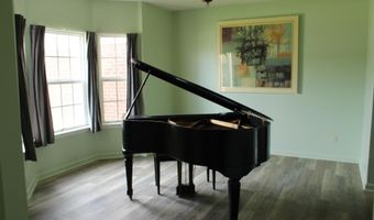 8209 BLUE LAGOON, Bartlett, TN 38002