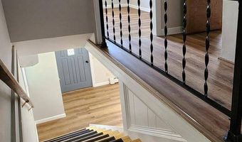 24 Warwick St, Bangor, ME 04401