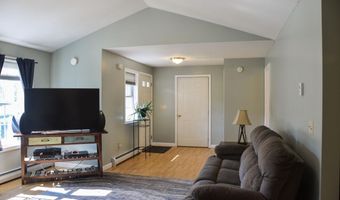 54 Pleasant Hill Rd, Augusta, ME 04330