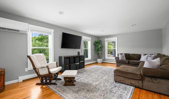 284 Bragg's Ln, Barnstable, MA 02630
