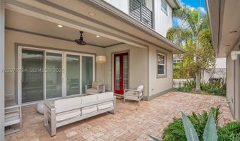 555 Peachtree Rd, Orlando, FL 32804