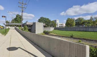 16 DUDLEY Ct 7, Bethesda, MD 20814