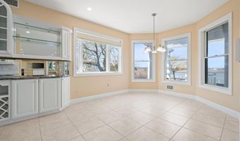 1100 ISLAND Dr, Bayville, NJ 08721