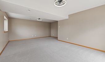 328 Ruhe Ln, Box Elder, SD 57719