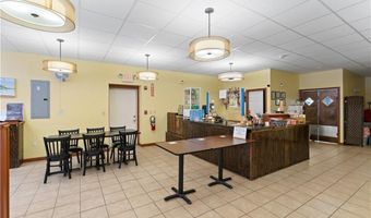 382 Thames St, Bristol, RI 02809