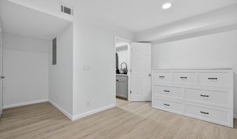 710 CAVALLA Rd, Atlantic Beach, FL 32233