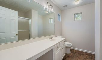 663 Windcroft Cir NW, Acworth, GA 30101
