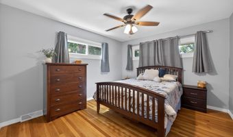 291 W Davis St, Bloomfield, IN 47424