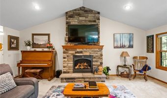 615 Woodsmen Dr NE, Alexandria, MN 56308