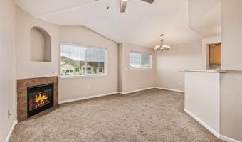 5726 N Genoa Way 301, Aurora, CO 80019
