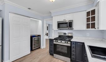 32 Belmont Ave, Bayville, NJ 08721