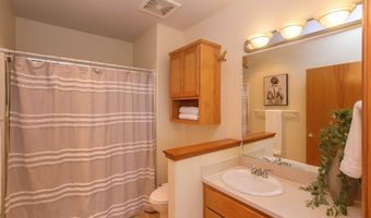 967 Golden Aspen Pl, Ashland, OR 97520