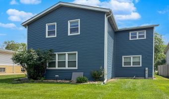 706 N Lawler Ave, Addison, IL 60101