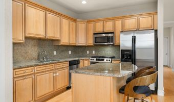 19 Mill Rd 19, Danbury, CT 06810