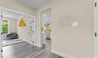 327 Crest Ln, Adams Twp., PA 16046