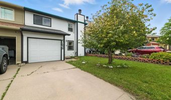 1839 BLUEGRASS Cir, Cheyenne, WY 82009