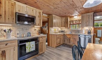 36 Elm St, Alton, NH 03810