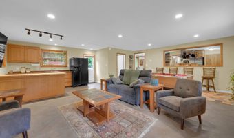86680 TERRITORIAL Hwy, Veneta, OR 97487