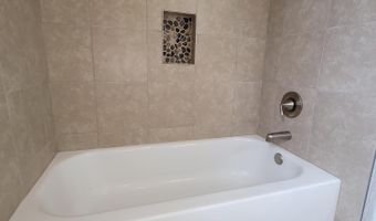 323 Shadows Lawn Dr, Athens, TN 37303