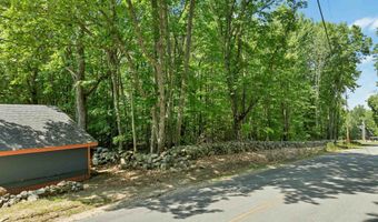 25 Roberts Cove Rd, Alton, NH 03809